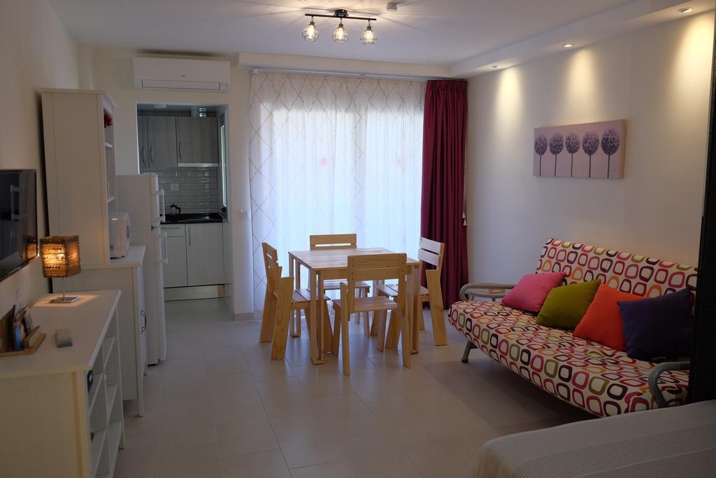 Appartement Alboran Premium Arysal à Salou Extérieur photo